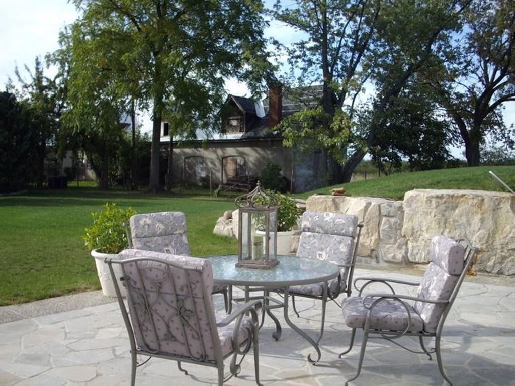 A La Gallarie Niagara-on-the-Lake Exterior photo